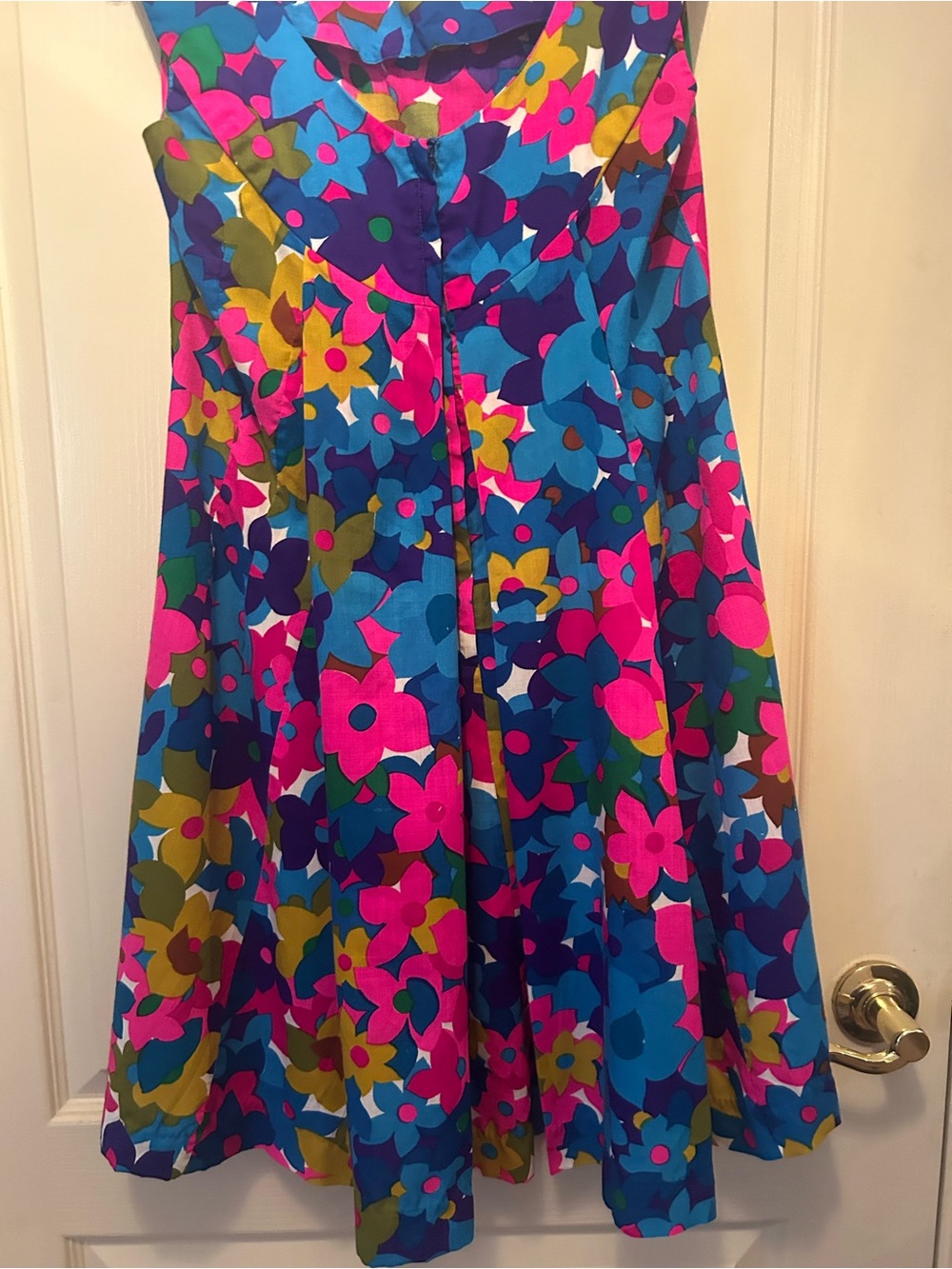 Vintage Floral Midi Dress in Blue, Pink & Green - Sleeveless Shift - Picture 8 of 9